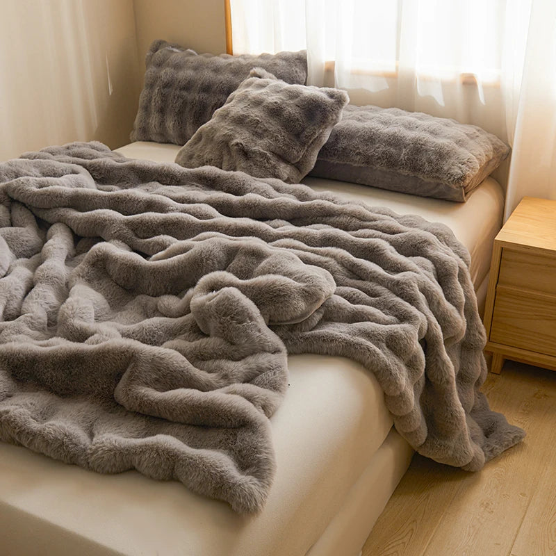 Cloud-Touch Faux Fur Blanket