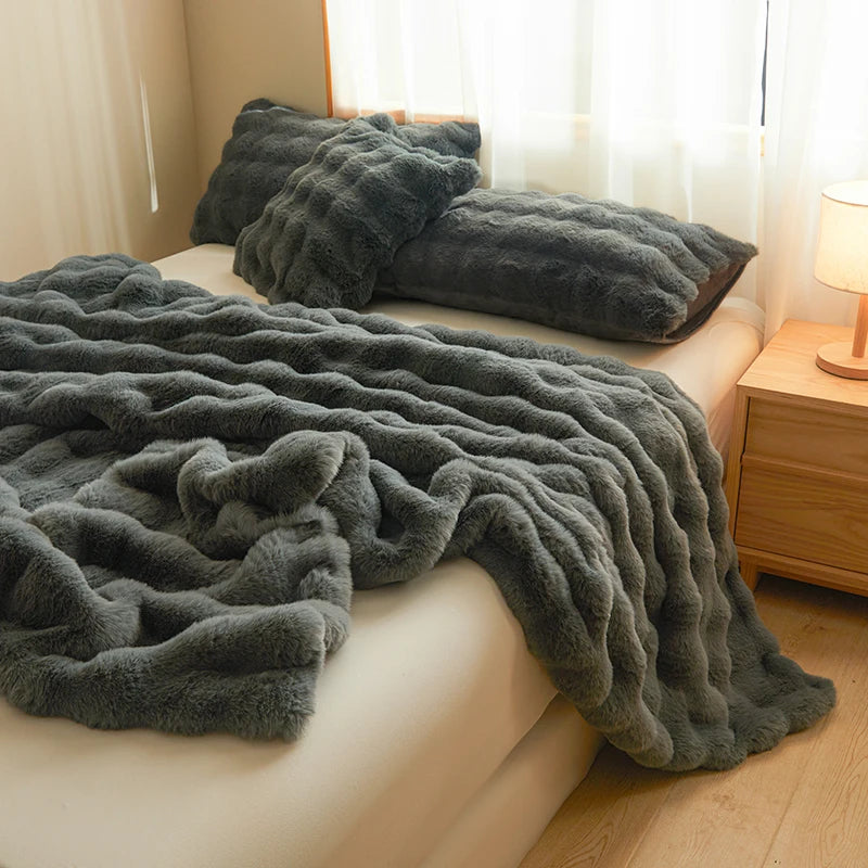 Cloud-Touch Faux Fur Blanket